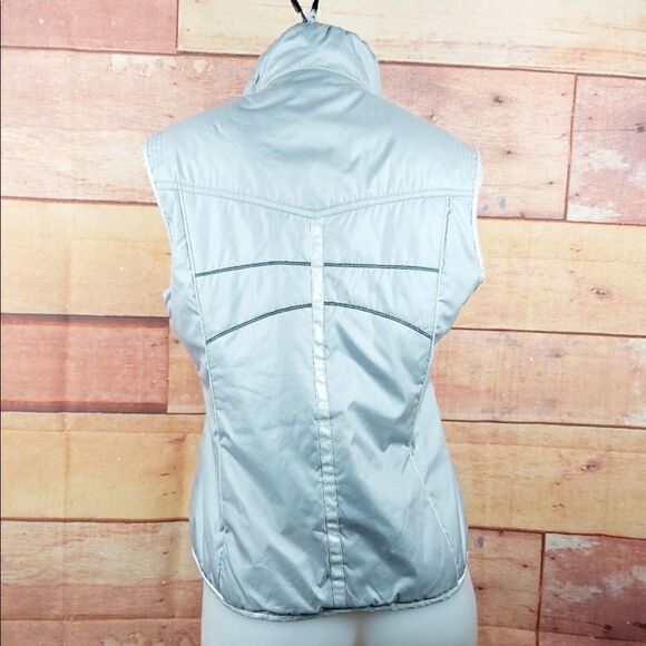 EUC Tom Crown Reversible Pink and Silver Puffer Vest - Picture 7 of 10